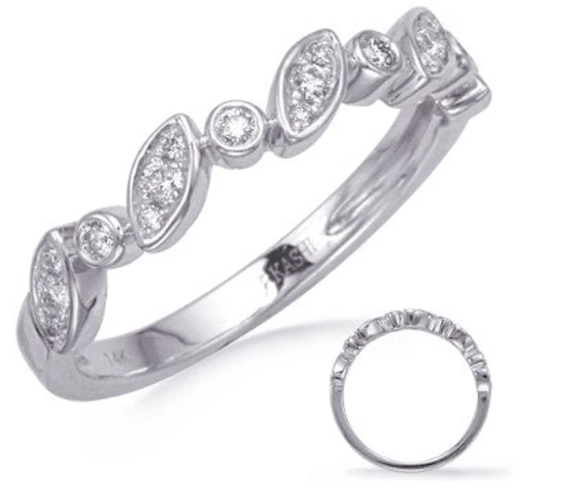 14K White Gold cttw Diamond Ring