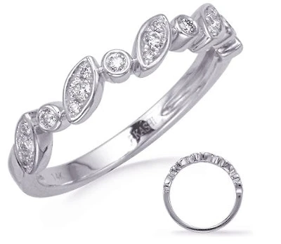 14K White Gold cttw Diamond Ring