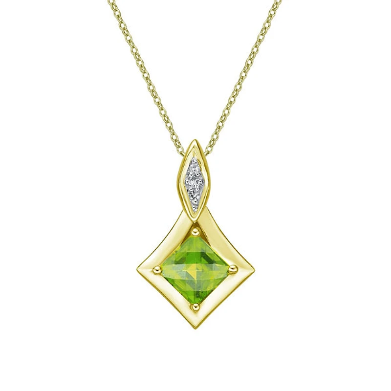 10K Yellow Gold Prong-set Peridot pendant with diamond accent