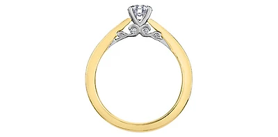 18K Yellow Gold 0.55cttw Round Brilliant Cut Canadian Diamond Engagement Ring - / White