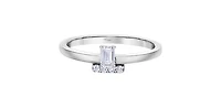 10K Gold 0.20cttw Canadian Diamond Engagement Ring