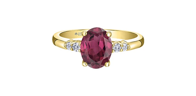 10K Yellow Gold Oval Cut Rhodolite Garnet and Diamond Ring - 4.5