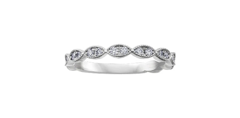 10K White Gold 0.20cttw Diamond Band