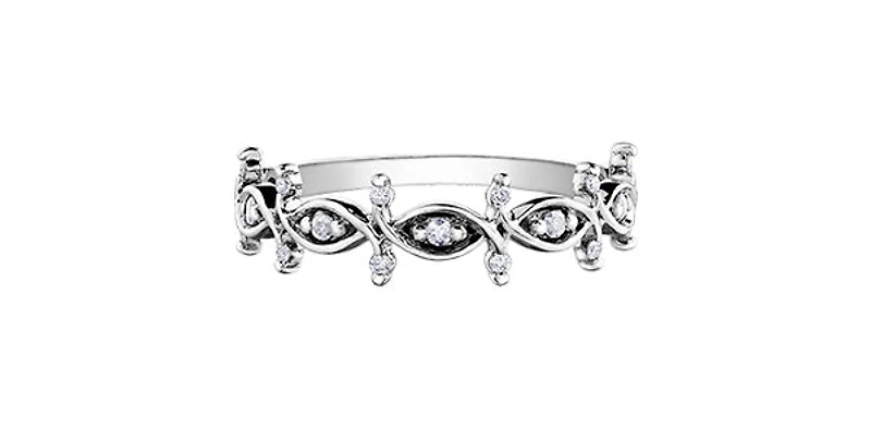 10K White Gold 0.11 cttw Diamond Ring - 4.5 /