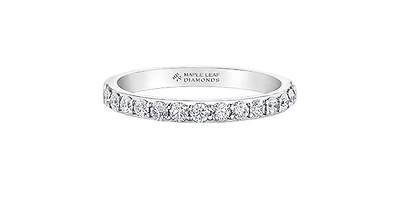 18K Gold 0.20cttw Canadian Diamond Band