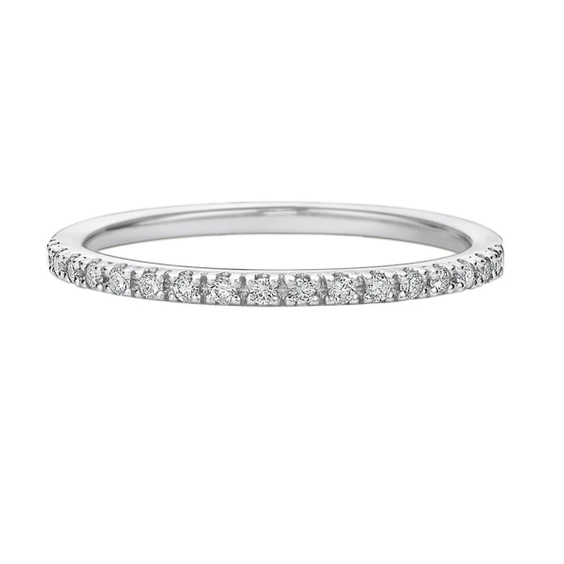 14K 1/6ct twt Sterling Silver diamond band.