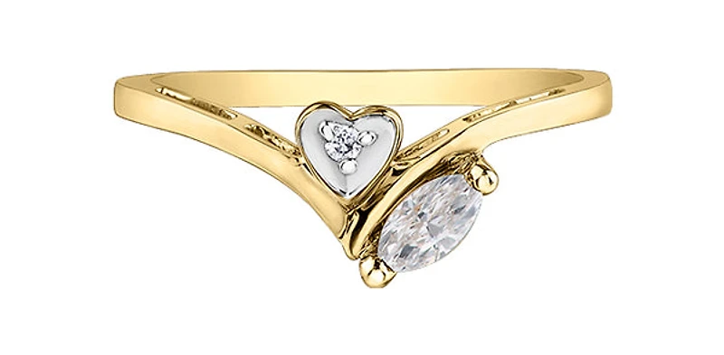 10K Yellow Gold White Topaz and Diamond Ring - 4.5