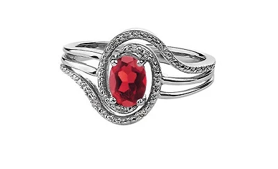 925 Sterling Silver Garnet & Diamond Ring - 4.5