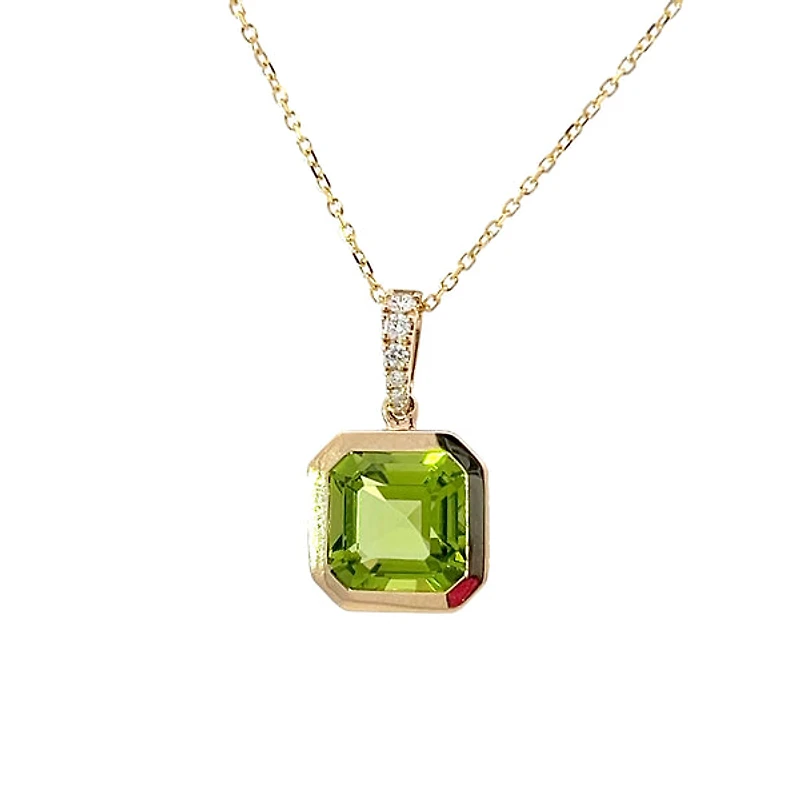 14K Yellow Gold 2.41cttw Peridot and 0.16cttw Diamond Necklace - 18 Inches