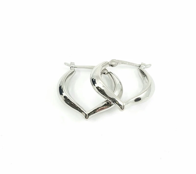 925 Sterling Silver Hollow Heart Shaped Earrings