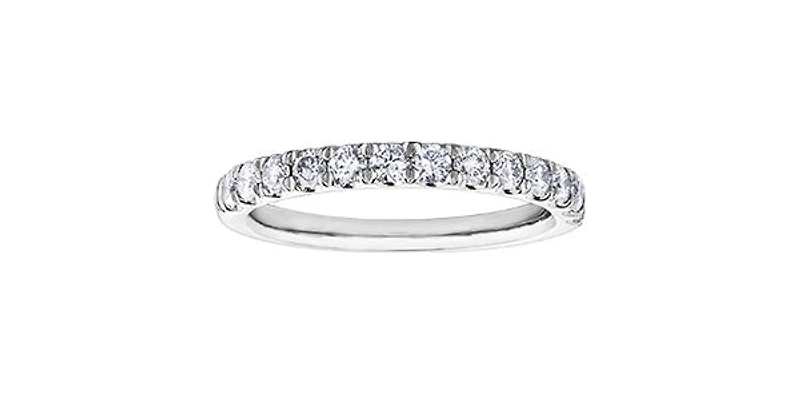 10k White Gold 1.00cttw Diamond Pave Ring, size 6.5