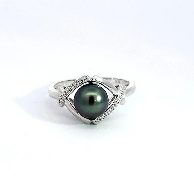 14K White Gold Tahitian Pearl and Diamond Ring - Size 6