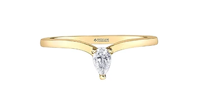 14K Yellow Gold 0.16cttw Pear Cut Canadian Diamond Ring