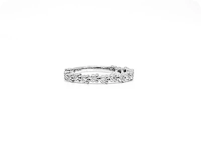 10K White Gold 0.065cttw Diamond Paw Print Ring, size 6.5