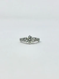 Diamond Engagement Ring - Gold / 4.5
