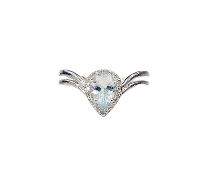 10K White Gold 0.60cttw Aquamarine and 0.10cttw Diamond Ring, size 7