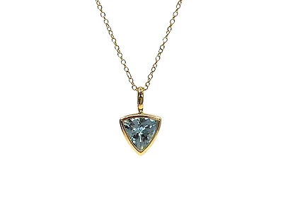 10/14K Yellow Gold 0.56cttw Aquamarine Pendant, 18"
