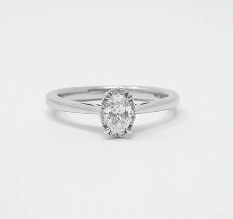 14K White Gold 0.30cttw Oval Cut Diamond Halo Engagement Ring, size 6.5