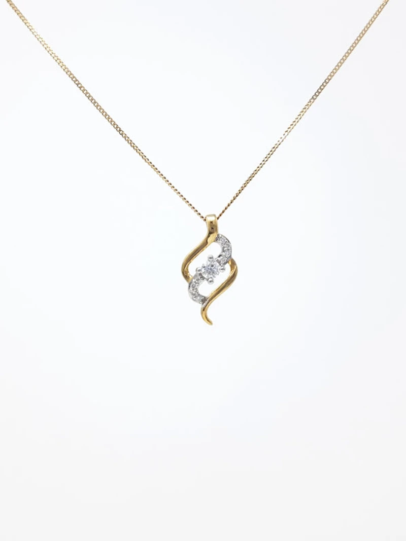 Canadian Diamond Pendant