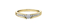 10K Yellow Gold 0.10cttw Diamond Ring - Size 6.5