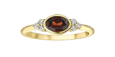 10K Yellow Gold 0.58cttw Genuine Garnet and 0.08cttw Diamond Ring, size 6.5