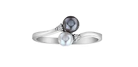 10K White Gold Diamond and Pearl Ring - 4.5