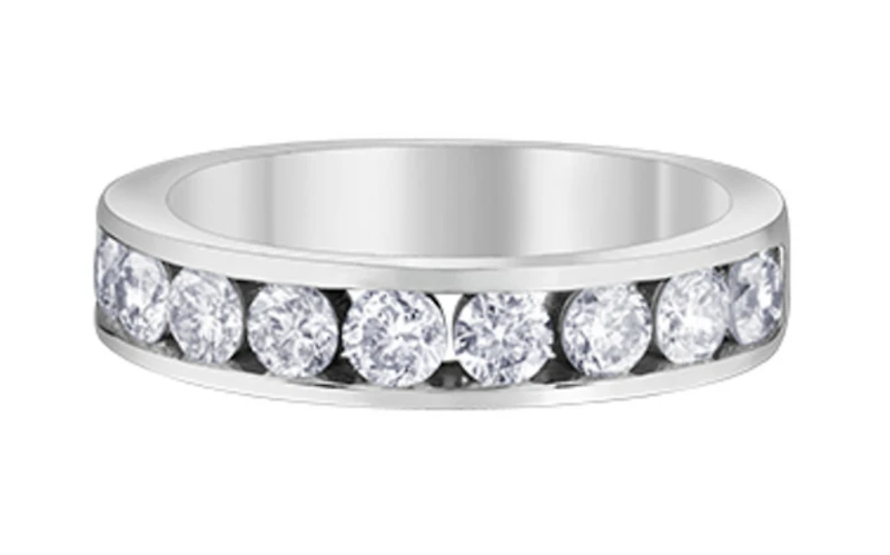 14K Lab Grown Round Brilliant Channel Set Diamond Band - Gold / Total Weight