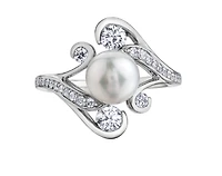 18K White Gold & Palladium (hypoallergenic) 0.59cttw Diamond and Pearl Ring