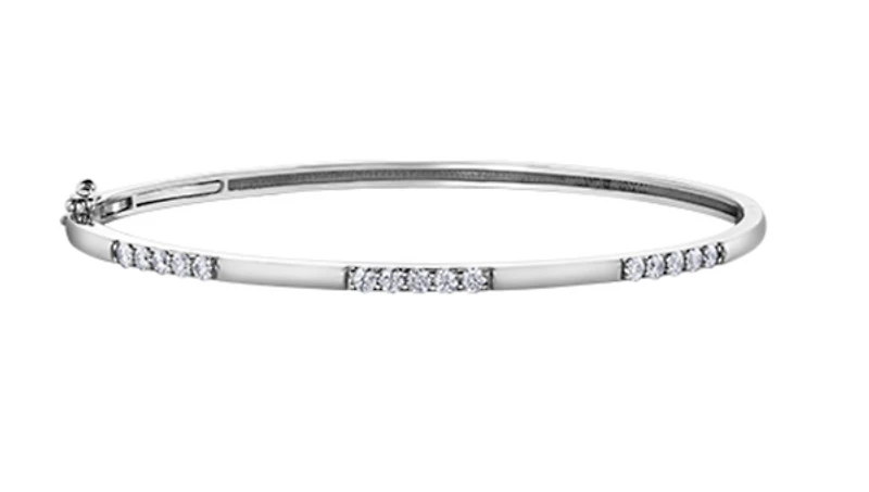 14K White Gold 0.60cttw Canadian Diamond Bangle, 7"