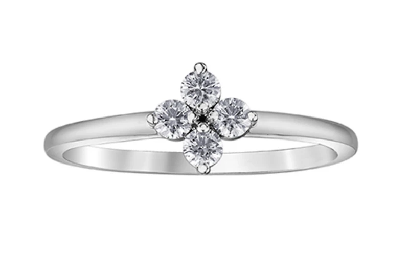 14K White Gold 0.25cttw Canadian Diamond Ring, 6.5