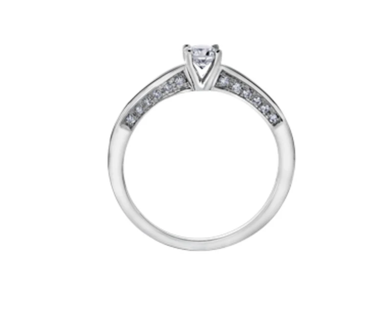 Platinum -0.82cttw Canadian Round Brilliant Diamond Engagement Ring