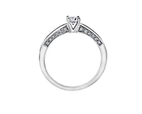 Platinum -0.82cttw Canadian Round Brilliant Diamond Engagement Ring