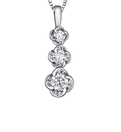 18K White Gold With Palladium Alloy (hypoallergenic) 0.33cttw Canadian Diamond Pendant