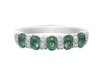 14K White Gold 4x3mm Oval Cut Emerald and 0.10cttw Diamond Ring - 4.5