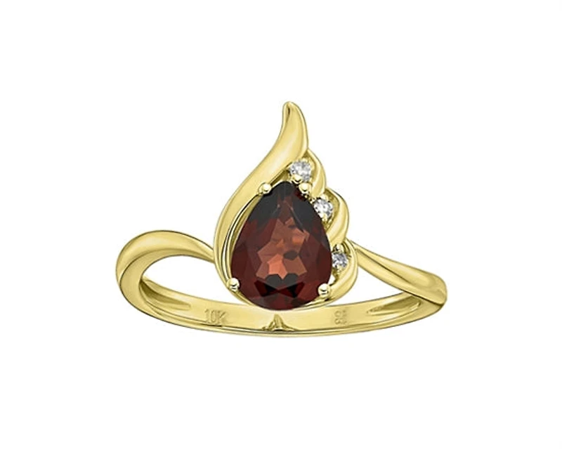 10K Yellow Gold 8x6mm Pear Cut Garnet and 0.019cttw Diamond Ring - Size 7