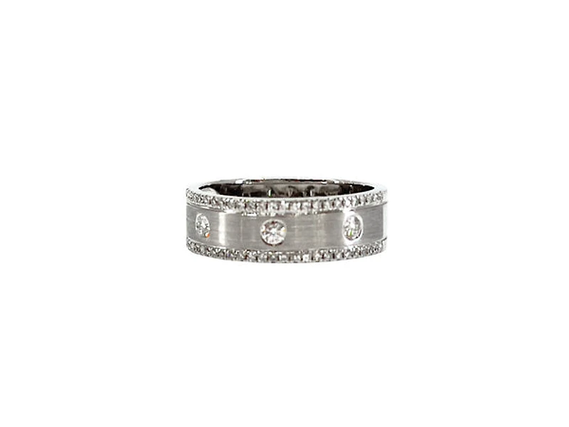 14K White Gold 0.28cttw Diamond Band - Size 6.5