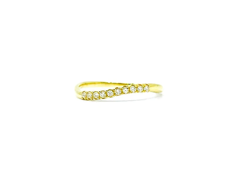 10K Yellow Gold Diamond 0.10cttw Round Cut Band, 6.5