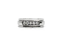14K White Gold 0.30cttw Diamond Gents Ring, size 10