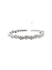 10k White Gold 0.065cttw Paw Print Diamond Ring, 6.5