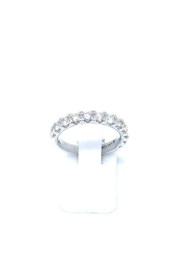 White Gold and Diamond Ring