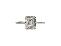 14K White Gold 0.32cttw Diamond Ring - size 7 - 4.5