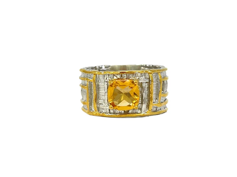 Silver and 18K Yellow Gold Plated 1.40cttw Citrine Ring, size 7