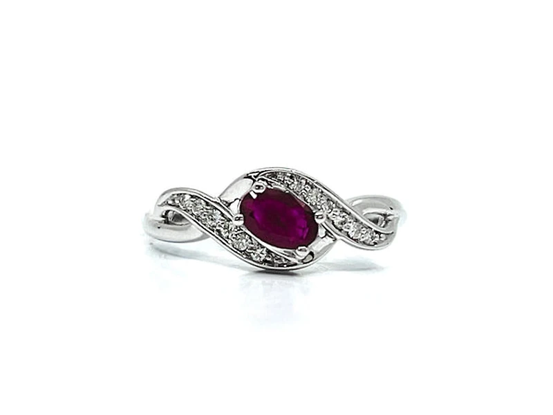10K White Gold 0.09cttw Diamond with 0.60cttw Ruby Ring - 6.5 / 4.5