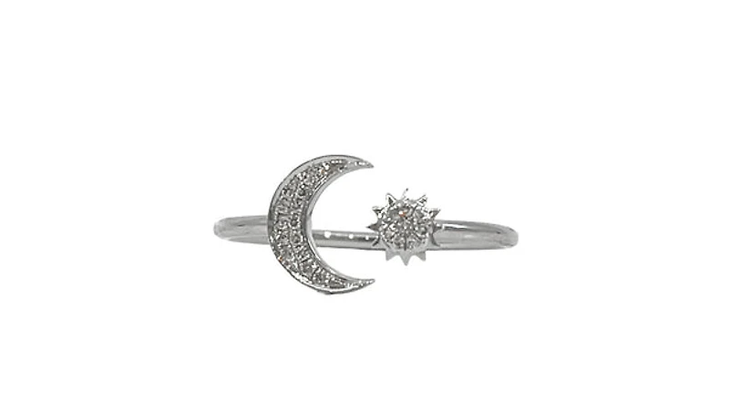 14K White Gold 0.06cttw Diamond Moon & Star Ring, size 6.5