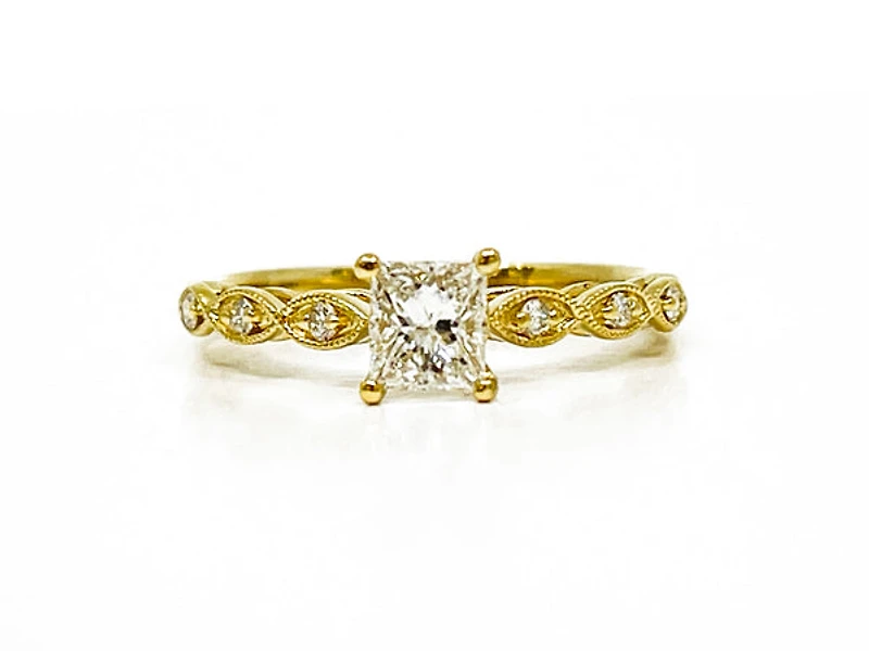 14K Yellow Gold 0.50cttw Diamond Engagement Ring, size 6.5