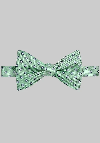 Men's Jos. A. Bank Marguerite Floral Pre-Tied Bow Tie at Jos. A. Bank, Green,