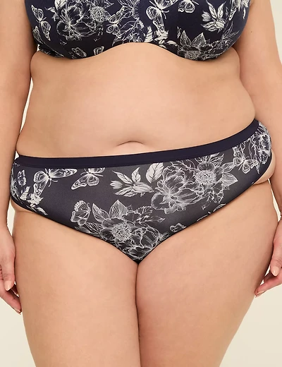 No-Show High Waist Thong With Lace Trim