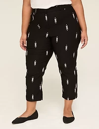 4-Season Embroidered Slim Capri Pant