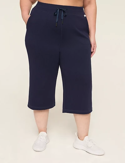 LIVI Ribbed Journey Capri Relaxed Straight Pant