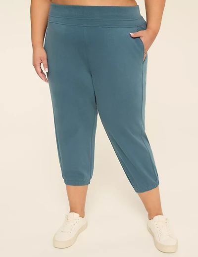 LIVI Journey MId-Rise Capri Jogger